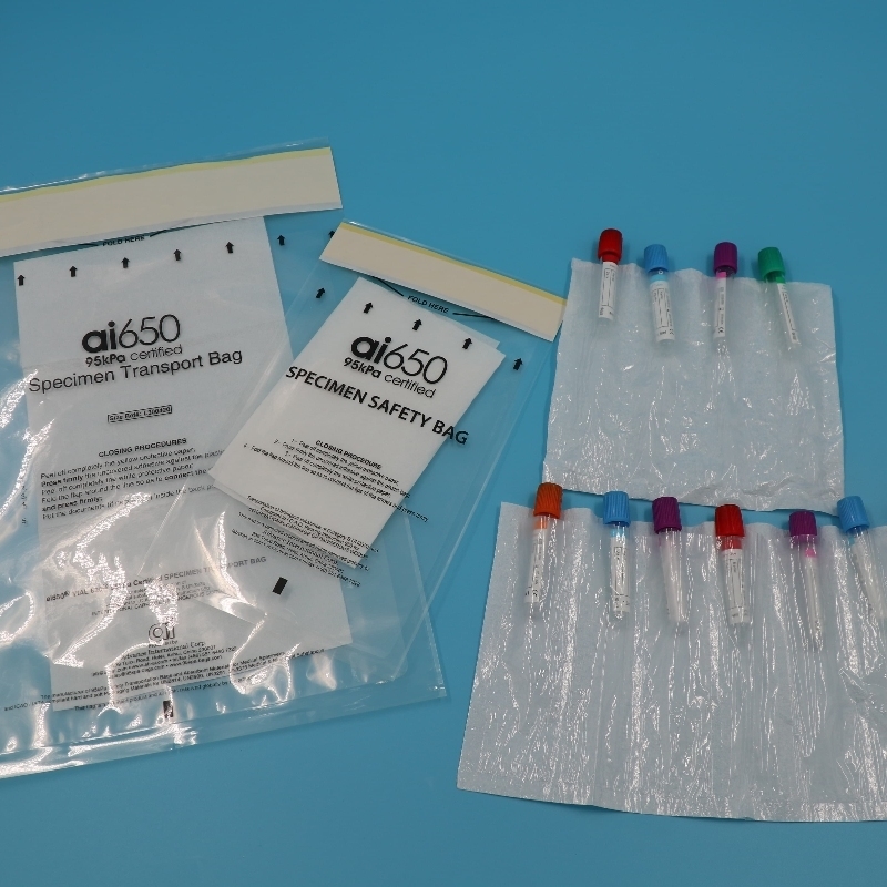 Kit di dispersione per rischi biologici con resistenza alla pressione di 95 kPa e 7 tasche ad assorbimento a fessura 330 mm x 170 mm